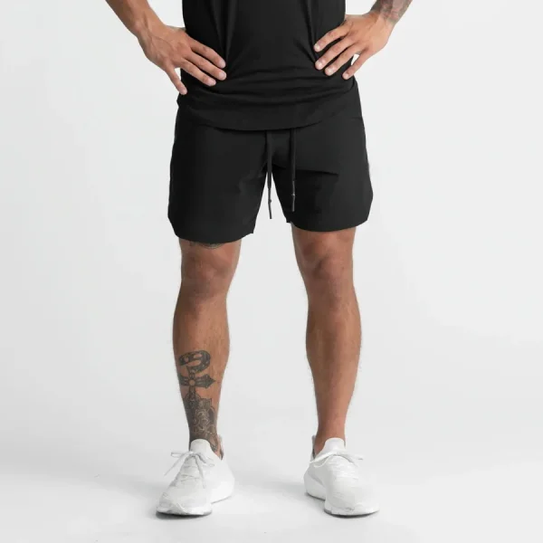 Short running homme noir